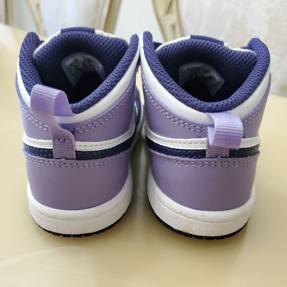 Nike Air Jordan 1 Mid Kids Sneakers Athletic Shoes DQ8425-515 Kids 8C Sky Purple - Picture 8 of 10